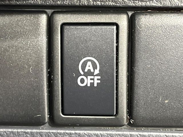 �y�A�C�h�����O�X�g�b�v�z�ԐM����a�؂Œ�Ԃ����ۂɃG���W�����~���A���ʂȔR���̏����}���܂��B�R��������ی�ɂȂ���@�\��G���W���̓u���[�L�𗣂��΍Ďn�����܂��B