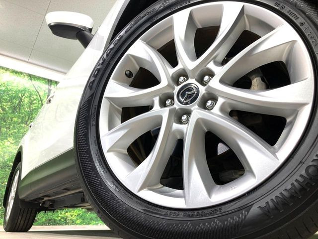 �y����19�C���`�A���~�z�C�[���z�O�ςɃ}�b�`���������A���~�z�C�[���𑕒����Ă���܂��B�e��ЊO�A���~�z�C�[����A�X�^�b�h���X�^�C�����戵�����Ă���܂��B���񂲑��k����������