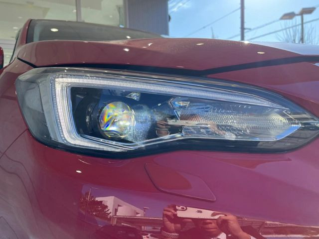 �yLED�w�b�h���C�g�z���V����ԑ��s�����ǍD�Ȏ��E���m�ۂ����S���ĉ^�]�ł��鍂�P�xLED�w�b�h���C�g�𑕔�!�_�����x�������A����d�͂��}�����Ă��܂��B