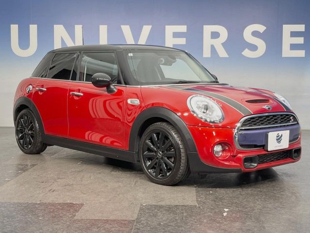 �������t�т̕ۏ؂̑��A���S�̍Œ�3�N�E���s�������ۏ�(�L��)�����p�ӁB�A���Ԃ����S���Ă��y���݂���������l�A�ۏؓ��e���[���͂������A�����_��&�I�C�������⃍�[�h�T�[�r�X���t�т��Ă���܂��B