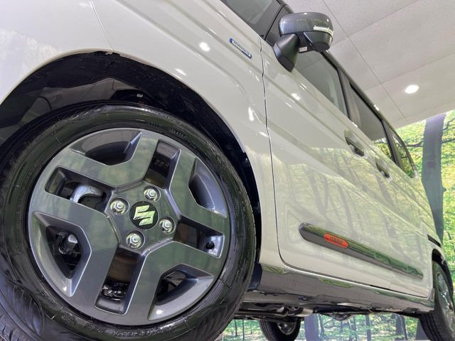 �y����14�C���`�A���~�z�C�[���z�O�ςɃ}�b�`���������A���~�z�C�[���𑕒����Ă���܂��B�e��ЊO�A���~�z�C�[����A�X�^�b�h���X�^�C�����戵�����Ă���܂��B���񂲑��k����������