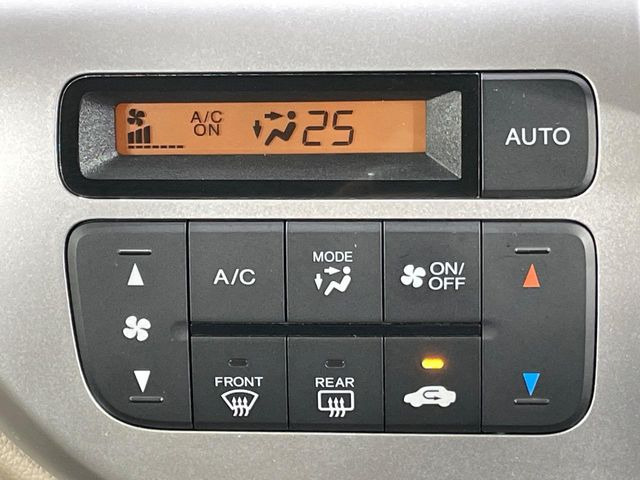 �y�I�[�g�G�A�R���z��x���D�݂̉��x�ɐݒ肷��΁A�ԓ��̉��x�����m�����ʂ≷�x�������Œ����B����&hellip;����&hellip;�Ɖ��x���X�C�b�`���������K�v�͂���܂���B���K�Ȏԓ���Ԃɂ͕K�{�̋@�\�ł��ˁ�