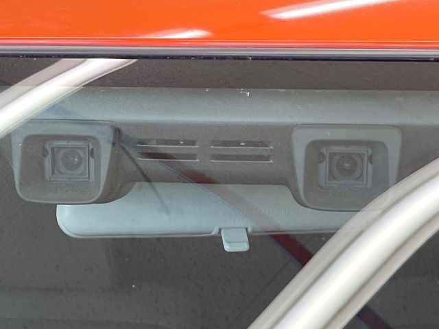 �y�f���A���J�����u���[�L�T�|�[�g�z���s���ɑO���̎ԗ�����F�����A�Փ˂������Ȏ��͌x��ƃu���[�L�ŏՓˉ���Ɣ�Q�y�����A�V�X�g�B�����S�Ƀh���C�u�����y���݂��������܂��B