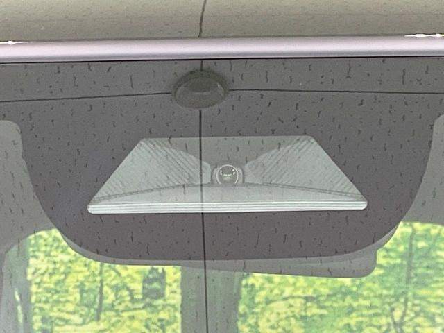 �y�z���_�Z���V���O�z���s���ɑO���̎ԗ�����F�����A�Փ˂������Ȏ��͌x��ƃu���[�L�ŏՓˉ���Ɣ�Q�y�����A�V�X�g�B�����S�Ƀh���C�u�����y���݂��������܂��B