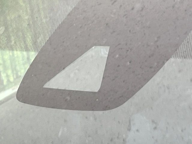 �y�g���^�Z�[�t�e�B�Z���X�z���s���ɑO���̎ԗ�����F�����A�Փ˂������Ȏ��͌x��ƃu���[�L�ŏՓˉ���Ɣ�Q�y�����A�V�X�g�B�����S�Ƀh���C�u�����y���݂��������܂��B