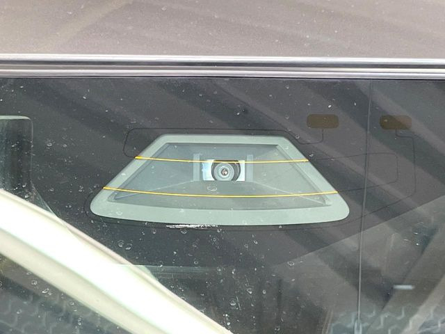 �y�X�Y�L �Z�[�t�e�B�T�|�[�g�z���s���ɑO���̎ԗ�����F�����A�Փ˂������Ȏ��͌x��ƃu���[�L�ŏՓˉ���Ɣ�Q�y�����A�V�X�g�B�����S�Ƀh���C�u�����y���݂��������܂��B