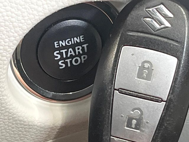 �y�L�[���X�X�^�[�g�V�X�e���z�J�o����|�P�b�g�ɓ��ꂽ�܂܂ł��h�A�̎{���E�������\�ȃX�}�[�g�L�[�𑕔��B�G���W���̃I���E�I�t�����J�M�����o���K�v����������Ƃ��Ă��֗��ł���