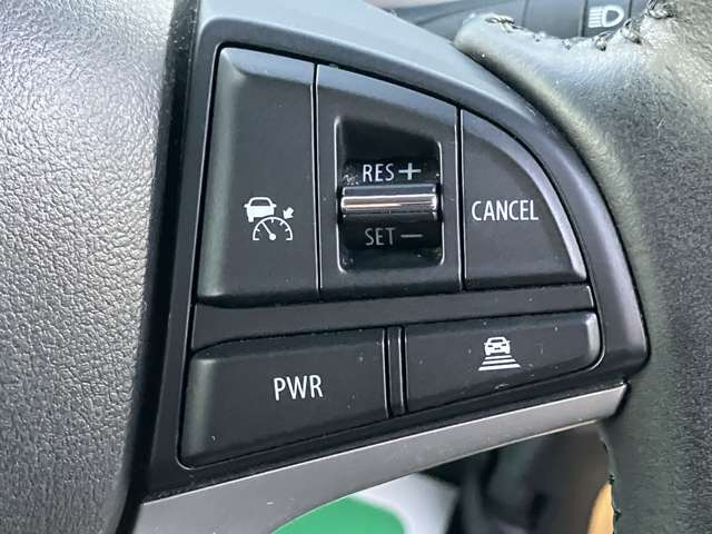 �N���[�Y�R���g���[��