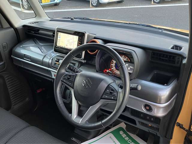 �S�̓I�ɃL���C�ȓ����ł�