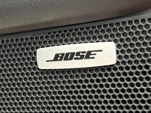 �yBOSE�T�E���h�V�X�e���t�������i�r�z�[���̃i�r�@�\�͂������A���x�ȃ`���[�j���O�\�͂����ڂ���Ă���A�������ȉ��y�����y���݂��������܂���