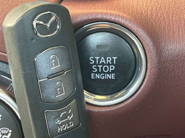 �y�A�h�o���X�g�L�[�z�J�o����|�P�b�g�ɓ��ꂽ�܂܂ł��h�A�̎{���E�������\�ȃX�}�[�g�L�[�𑕔��B�G���W���̃I���E�I�t�����J�M�����o���K�v����������Ƃ��Ă��֗��ł���