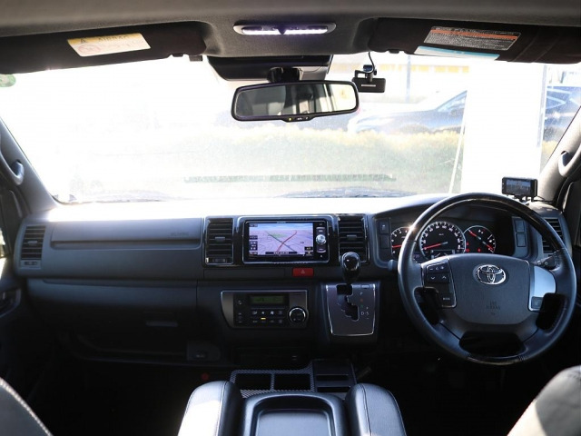 ハイエースバン2.8 スーパーGL ダークプライムII ロング ディーゼル 4WD