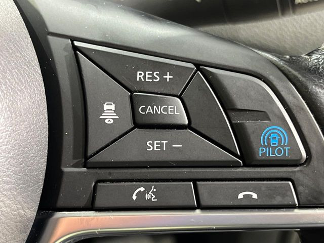 �y�v���p�C���b�g�z�������H�ł̒��������s���y��!!�a�؎��Ə��񑖍s�̃V�[���ŁA�A�N�Z���E�u���[�L�E�X�e�A�����O�������Ő��䂵�A�������^�]�̕��S���y�����Ă���܂���