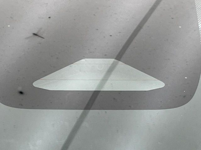 �y�g���^�Z�[�t�e�B�Z���X�z���s���ɑO���̎ԗ�����F�����A�Փ˂������Ȏ��͌x��ƃu���[�L�ŏՓˉ���Ɣ�Q�y�����A�V�X�g�B�����S�Ƀh���C�u�����y���݂��������܂��B