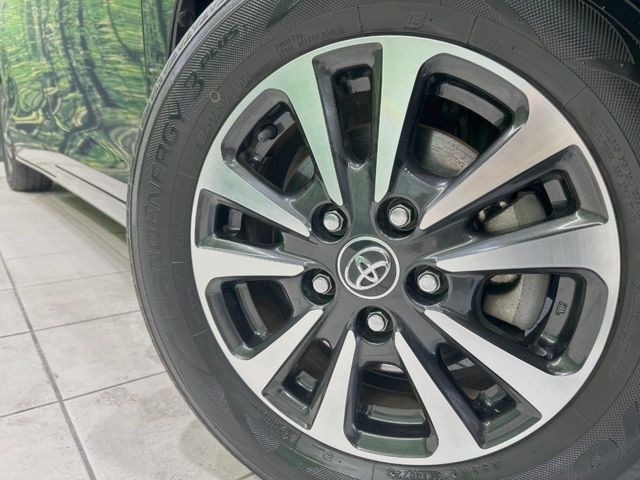 �y����15�C���`�A���~�z�C�[���z�O�ςɃ}�b�`���������A���~�z�C�[���𑕒����Ă���܂��B�e��ЊO�A���~�z�C�[����A�X�^�b�h���X�^�C�����戵�����Ă���܂��B���񂲑��k����������