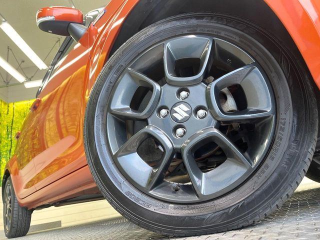 �y����16�C���`�A���~�z�C�[���z�O�ςɃ}�b�`���������A���~�z�C�[���𑕒����Ă���܂��B�e��ЊO�A���~�z�C�[����A�X�^�b�h���X�^�C�����戵�����Ă���܂��B���񂲑��k����������