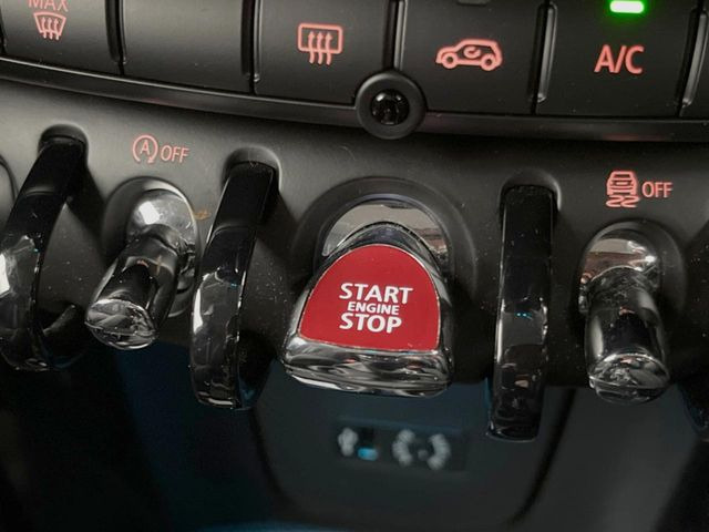 ���R���t�H�[�g�A�N�Z�X(�X�}�[�g�G���g���[�V�X�e��):�L�[���������Ă��邾���ŊJ���E�{������G���W���X�^�[�g�܂ő���\!