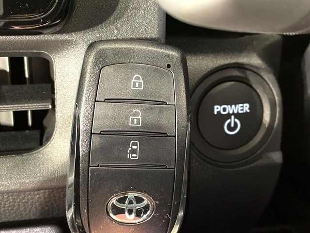 �y�X�}�[�g�L�[�z�J�o����|�P�b�g�ɓ��ꂽ�܂܂ł��h�A�̎{���E�������\�ȃX�}�[�g�L�[�𑕔��B�G���W���̃I���E�I�t�����J�M�����o���K�v����������Ƃ��Ă��֗��ł���