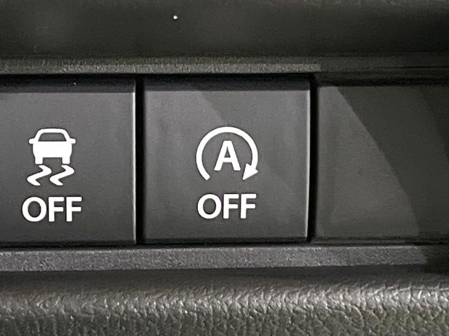 �y�A�C�h�����O�X�g�b�v�z�ԐM����a�؂Œ�Ԃ����ۂɃG���W�����~���A���ʂȔR���̏����}���܂��B�R��������ی�ɂȂ���@�\��G���W���̓u���[�L�𗣂��΍Ďn�����܂��B