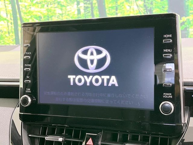 �y8�C���` �f�B�X�v���C�I�[�f�B�I�z���ʂ̃f�B�X�v���C��AppleCarPlay��AndroidAuto�����p�\�B�傫�ȉ�ʂŃX�}�z�i�r�A�v���������p���������܂���