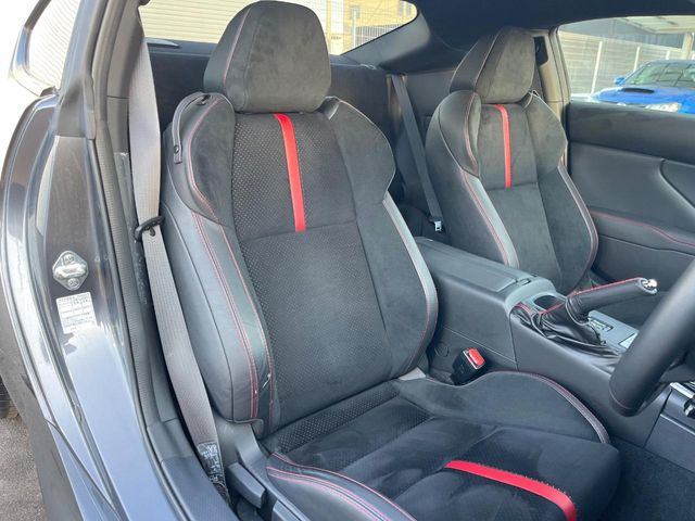 �y��p�X�|�[�c�V�[�g�z�z�[���h���ɗD��A�J�[�u���̑̂������}�����Ă���܂��B�܂��A�̂Ƀt�B�b�g���邩�獘��w�������ɂ����A�����O�h���C�u�⍂�����s�ł����K�ɂ��߂������������܂���