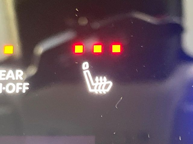 �y�V�[�g�q�[�^�[�z�������ɏd�󂷂�V�[�g�q�[�^�[!�G�A�R����葁�����܂��Ă����̂Ŋ�����̐l�����S�ł��ˁ�G�A�R���̉����͊������邩����A�Ƃ������ɂ����������߂ł��B