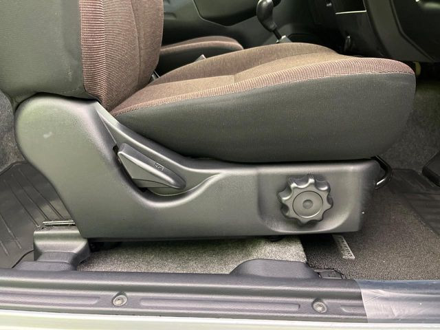 �y�V�[�g���t�^�[�z�V�[�g���ʂ̈ʒu���㉺�ɒ����ł���V�[�g���t�^�[�𑕔��B�啿�ȕ��������ȕ����œK�ȃh���C�r���O�|�W�V�����ŉ^�]�ł��܂��B