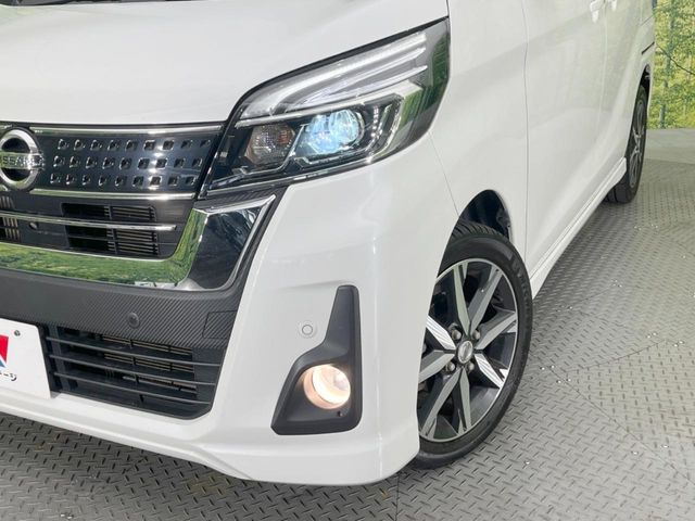 �yLED�w�b�h���C�g�z���V����ԑ��s�����ǍD�Ȏ��E���m�ۂ����S���ĉ^�]�ł��鍂�P�xLED�w�b�h���C�g�𑕔�!�_�����x�������A����d�͂��}�����Ă��܂��B