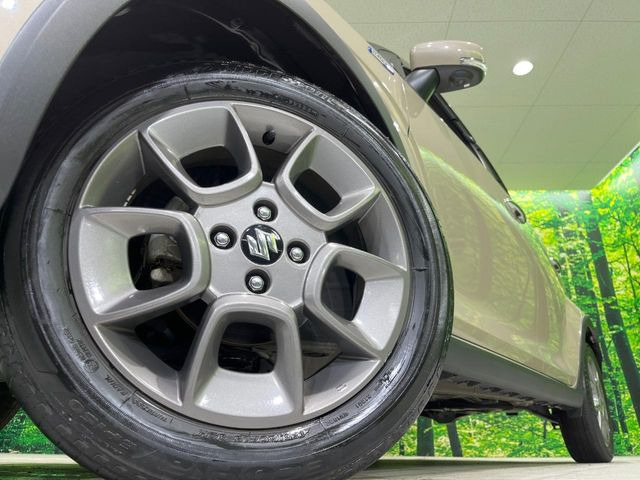 �y����16�C���`�A���~�z�C�[���z�O�ςɃ}�b�`���������A���~�z�C�[���𑕒����Ă���܂��B�e��ЊO�A���~�z�C�[����A�X�^�b�h���X�^�C�����戵�����Ă���܂��B���񂲑��k����������