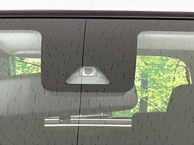 �y�X�}�[�g�A�V�X�g�z���s���ɑO���̎ԗ�����F�����A�Փ˂������Ȏ��͌x��ƃu���[�L�ŏՓˉ���Ɣ�Q�y�����A�V�X�g�B�����S�Ƀh���C�u�����y���݂��������܂��B