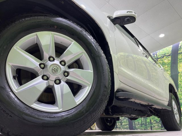 �y����17�C���`�A���~�z�C�[���z�O�ςɃ}�b�`���������A���~�z�C�[���𑕒����Ă���܂��B�e��ЊO�A���~�z�C�[����A�X�^�b�h���X�^�C�����戵�����Ă���܂��B���񂲑��k����������