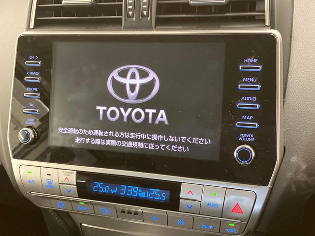 �y9�C���` �f�B�X�v���C�I�[�f�B�I�z���ʃf�B�X�v���C�ւ������̃X�}�[�g�t�H���ƘA�g���āA�i�r��bluetooth�ł̉��y�Đ����\�ł���f�U�C���͂�����񑀍쐫���ǍD!�ʓr�i�r�@�\�̎�t�\�ł���