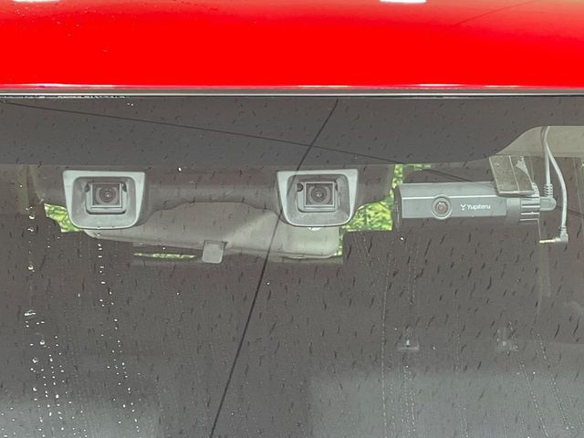 �y�X�Y�L �Z�[�t�e�B�T�|�[�g�z���s���ɑO���̎ԗ�����F�����A�Փ˂������Ȏ��͌x��ƃu���[�L�ŏՓˉ���Ɣ�Q�y�����A�V�X�g�B�����S�Ƀh���C�u�����y���݂��������܂��B