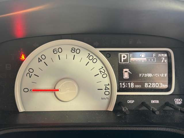 ���[�Ԃ܂łɎԗ������Ȃǐ�C�X�^�b�t����Ƃ������܂��� �����̓X�`�[�������͂��߁A�ł��邾���C���悭����肢��������悤�����������܂�!�O���͋@�B�Ŗ����������āA���b�N�X�R�[�e�B���O�������Ă��܂��B