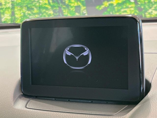 �y���[�J�[�����i�r�z�C���e���A�ɗn�����ރX�^�C���b�V���ȁu��p�݌v�v���[�J�[�i�r�𑕔��􎋔F���⑀�쐫�ȂǊ�{���\�ɂ��D��A���㎿�ȃJ�[���C�t�����y���݂��������܂��B