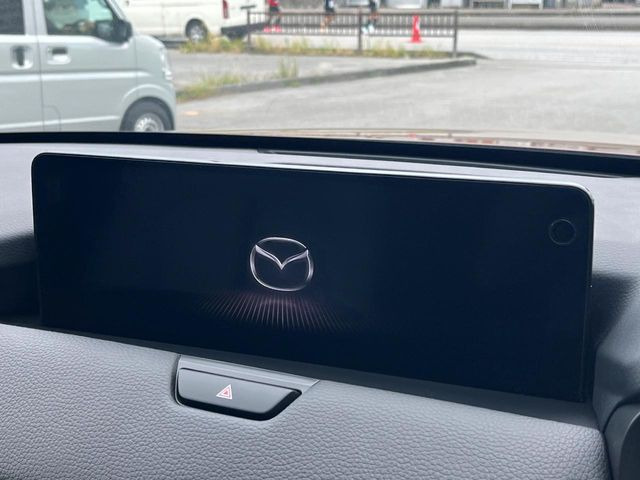 �y���[�J�[�����i�r�z�C���e���A�ɗn�����ރX�^�C���b�V���ȁu��p�݌v�v���[�J�[�i�r�𑕔��􎋔F���⑀�쐫�ȂǊ�{���\�ɂ��D��A���㎿�ȃJ�[���C�t�����y���݂��������܂��B