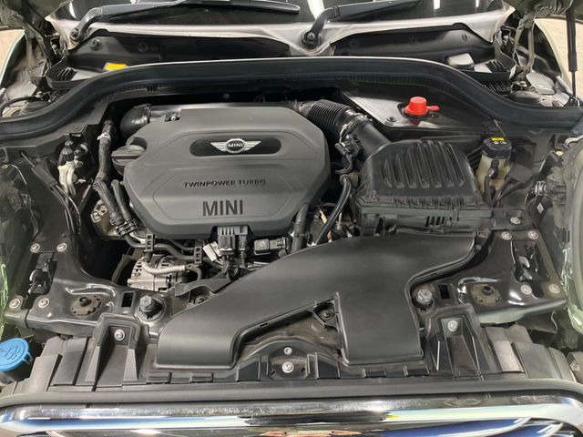 �����X�ł́A�e���[�J�[�̐�p�f�f�e�X�^�[�𓱓��B���Ǝ��i�����e�N�j�J���X�^�b�t���풓���Ă���܂��̂ŁA������̍ۂɂ����S���Ă����p���������܂��B