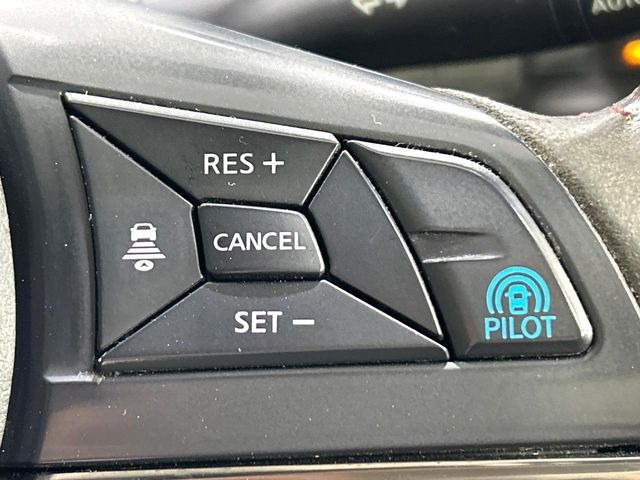 �y�v���p�C���b�g�z�������H�ł̒��������s���y��!!�a�؎��Ə��񑖍s�̃V�[���ŁA�A�N�Z���E�u���[�L�E�X�e�A�����O�������Ő��䂵�A�������^�]�̕��S���y�����Ă���܂���