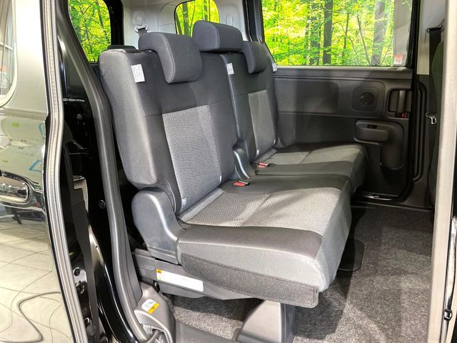 ���i���ȃI���W�i���t���A�}�b�g���I�v�V�����ɂĂ��p�ӂ��Ă���܂��B���D���ȃf�U�C����J���[�����Ԃɍ��킹�đI��ł����������Ƃ��ł��܂���