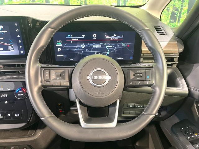 �y�����v�����X�e�A�����O�z�㎿�Ȋv���g�p���邱�ƂŁA��ɂ����������݂ƂĂ��^�]���₷���n���h���ł���