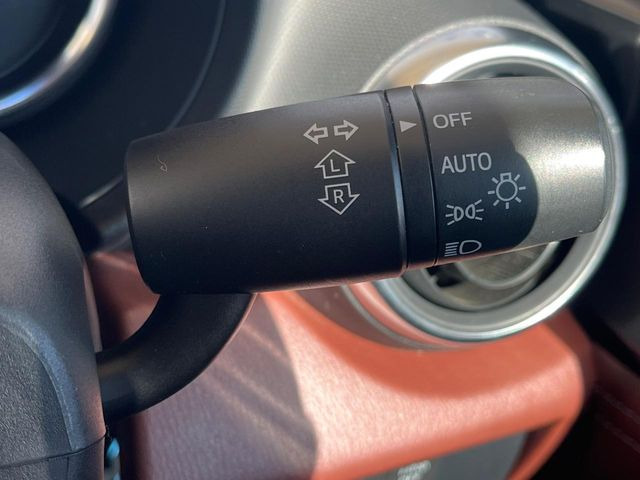 �y�I�[�g���C�g�z����̖��邳�ɉ����Ď����Ńw�b�h���C�g�̓_���E�������ł���@�\�ł�!���C�g�̕t���Y��E�����Y��Ȃǂ������Ȃ�A�J�̓���[���̑��s�����S!�g���l���ʉߎ����֗��ł���