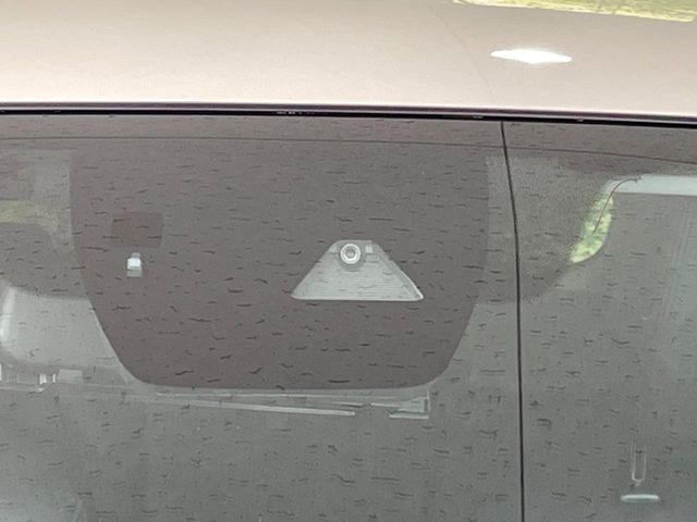 �y�X�}�[�g�V�e�B�u���[�L�T�|�[�g�z�ᑬ���s���ɑO���̎ԗ�����F�����A�Փ˂������Ȏ��͌x��ƃu���[�L�ŏՓˉ���Ɣ�Q�y�����A�V�X�g�B�����S�Ƀh���C�u�����y���݂��������܂��B