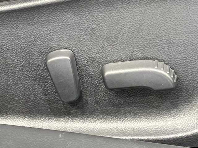 �y�p���[�V�[�g�z�X�C�b�`��ŊȒP�ɃV�[�g�̔��������\!�d��������͂�����܂���!���K�ȃV�[�g�|�W�V�����ɃZ�b�g���āA���K�ȃh���C�u�����y���݂��������B