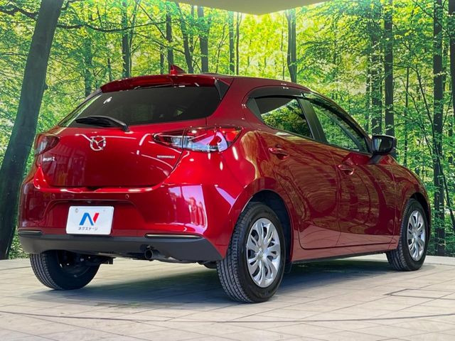 ��D�]�𒸂��Ă���܂��{�f�B�̒e�X�v���b�V���R�[�g���D�]��t���B�ʏ�̃K���X�R�[�g�ƈقȂ�A�ϋv�N��6�N�̖��@���K���X�R�[�e�B���O���A�{�f�B���L���C�ȏ�Ԃɕۂ��Ă���܂��B