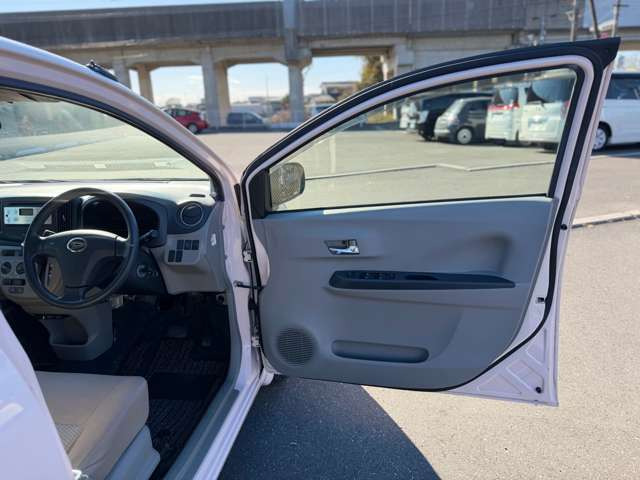 ���荠���i�̌y�����Ԃ���R���p�N�g�J�[�E�~�j�o���ȂǑ��ʂȃ��C���i�b�v�ł��q�l�����҂����Ă���܂�!