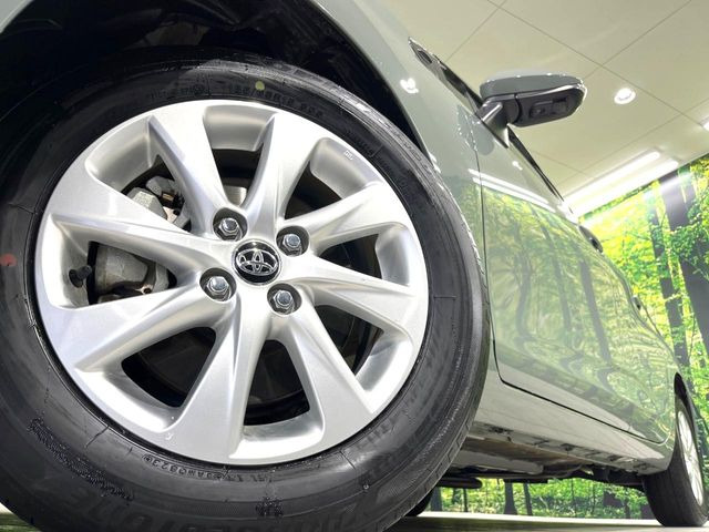 �y����15�C���`�A���~�z�C�[���z�O�ςɃ}�b�`���������A���~�z�C�[���𑕒����Ă���܂��B�e��ЊO�A���~�z�C�[����A�X�^�b�h���X�^�C�����戵�����Ă���܂��B���񂲑��k����������