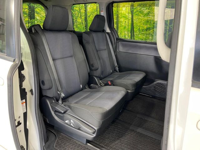 �L�X�Ƃ���2��ڃV�[�g�͋��Z���������A���S�n�����K!�F�B��Ƒ��Ƃ̂��o�����ɂ҂�����ł��B�x�r�[�V�[�g��`���C���h�V�[�g�g�p�������K�ɂ��߂�������������\���ȋ�Ԃ��m�ۂ��Ă��܂��B