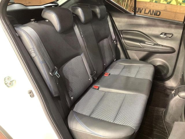 �L�X�Ƃ���2��ڃV�[�g�͋��Z���������A���S�n�����K!�F�B��Ƒ��Ƃ̂��o�����ɂ҂�����ł��B�x�r�[�V�[�g��`���C���h�V�[�g�g�p�������K�ɂ��߂�������������\���ȋ�Ԃ��m�ۂ��Ă��܂��B