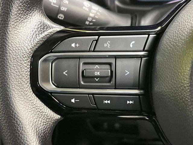 �y�X�e�A�����O�X�C�b�`�z�^�]���A�O������ڐ������炷���ƂȂ��A�I�[�f�B�I���̑��삪�\�ȕ֗��@�\!���S&���K�ȃh���C�u�����o���Ă���܂���