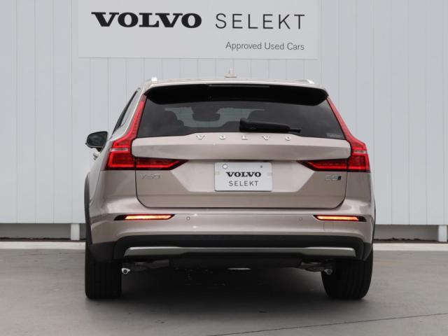V60クロスカントリーウルトラ B5 AWD 4WD
